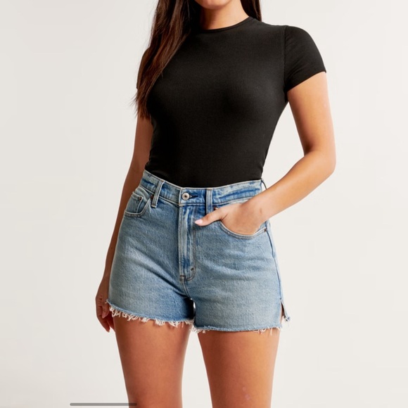 Abercrombie mom shorts curvy love size 30 or size 10 brand new with tags!!!! - Picture 1 of 5